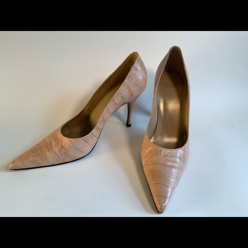 Stewart Weitzman Crocsumatra heel